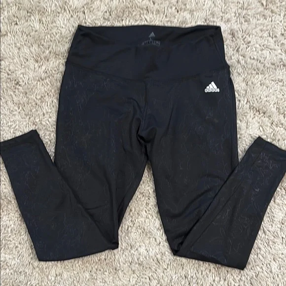 Adidas Black Climawarm Performance Leggings / Tights with rose / floral pattern - Picture 2 of 8